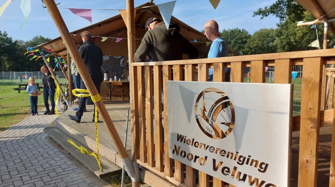 2020 – Prachtige lodges Wielervereniging Noord Veluwe geopend